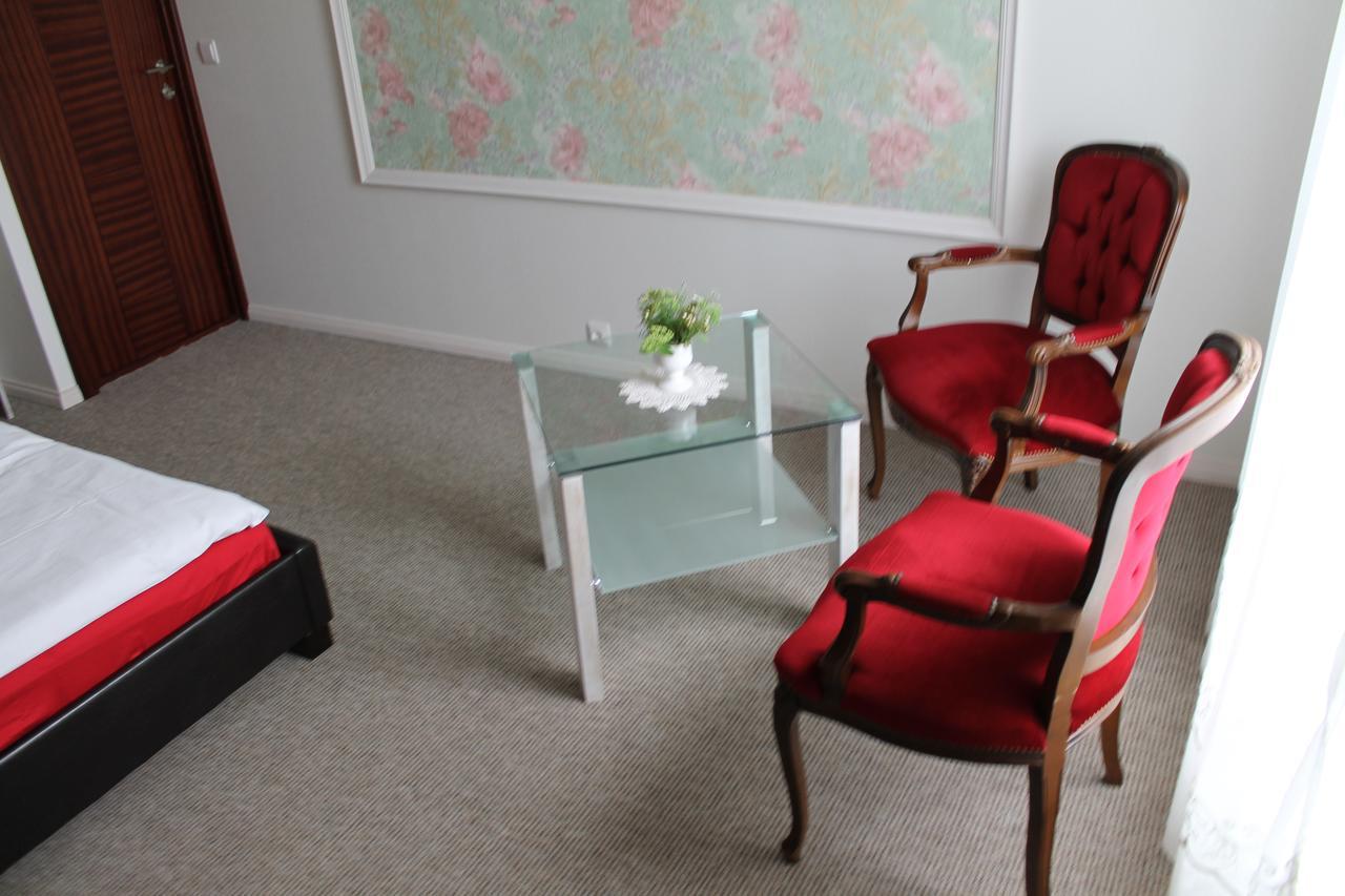 Viesu Nams Amrai Hotel Ventspils Bagian luar foto